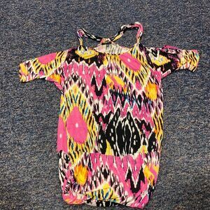 Express Cold Shoulder Top sz. XS